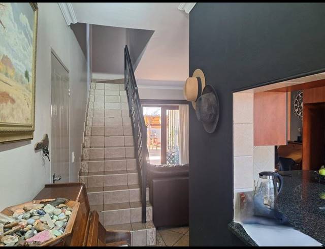 3 BEDROOM HOUSE FOR SALE IN DALVIEW